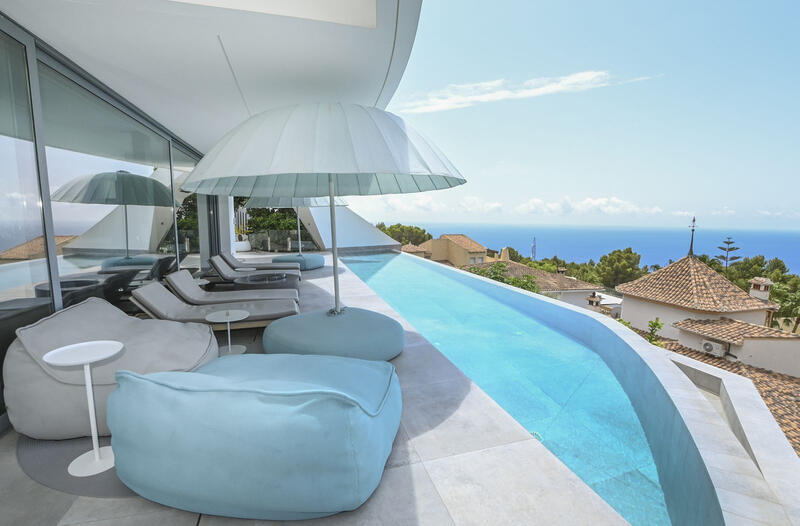 Villa for sale in Altea, Alicante