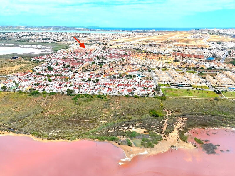 2 soverom Rekkehus til salgs i Torrevieja, Alicante