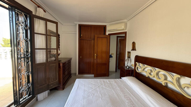 4 Cuarto Villa en venta en La Zenia, Alicante