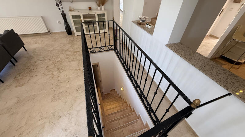 4 Schlafzimmer Villa zu verkaufen