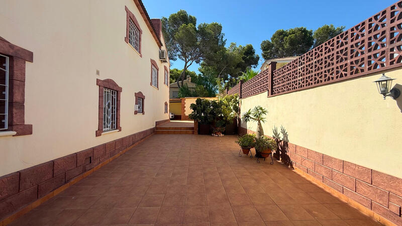 7 soverom Villa til salgs i Torrevieja, Alicante