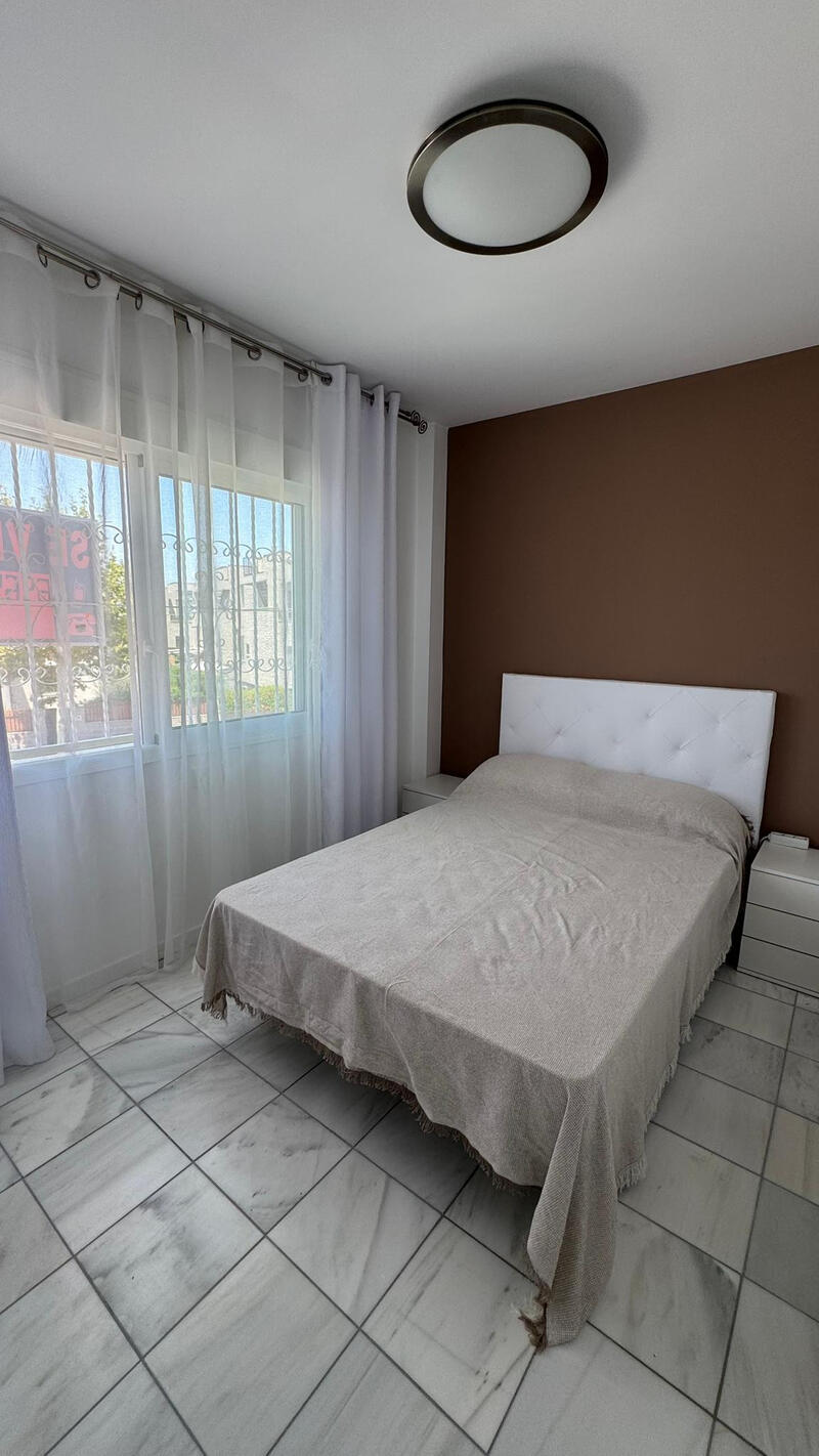 2 Schlafzimmer Stadthaus zu verkaufen