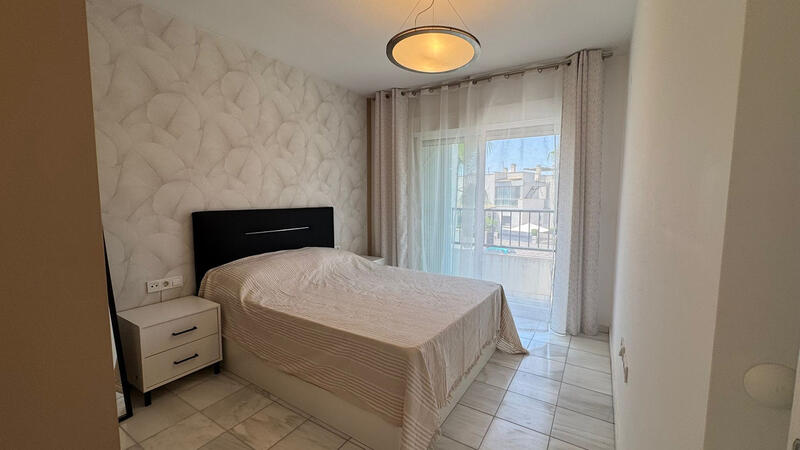 2 Schlafzimmer Stadthaus zu verkaufen