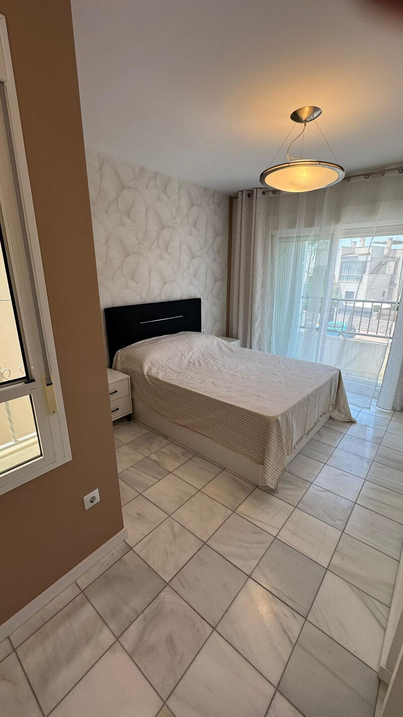 2 Schlafzimmer Stadthaus zu verkaufen