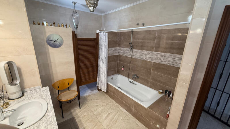 4 chambre Villa à vendre
