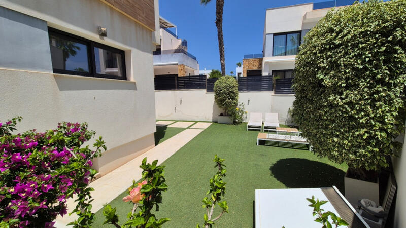 4 chambre Villa à vendre