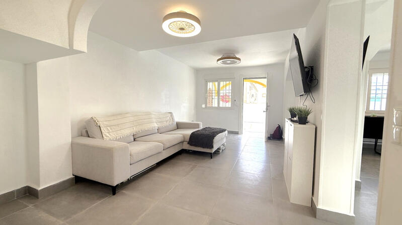 2 Schlafzimmer Stadthaus zu verkaufen