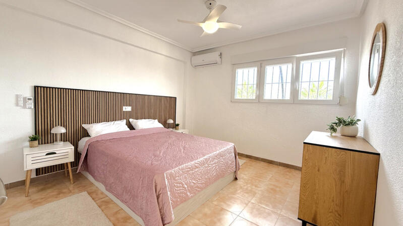 2 slaapkamer Appartement Te koop in Torrevieja, Alicante