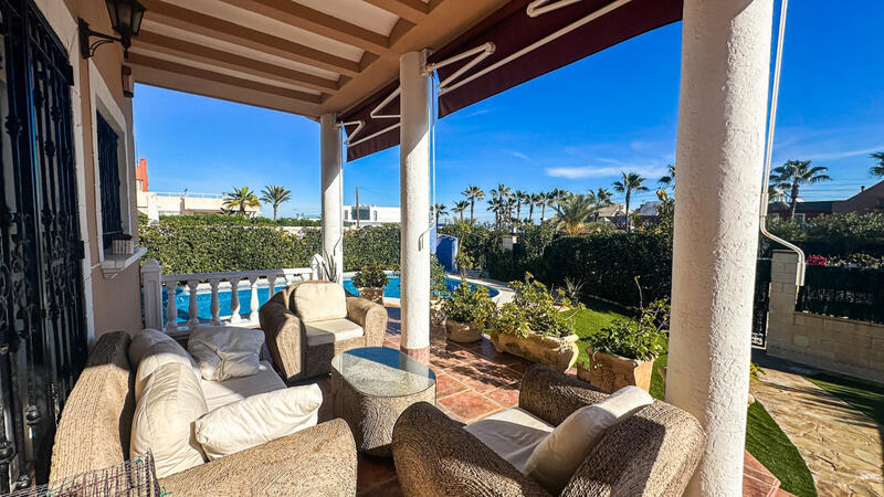 6 Cuarto Villa en venta en Torrevieja, Alicante