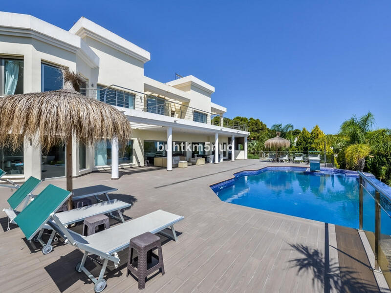 Villa til salgs i Benissa, Alicante