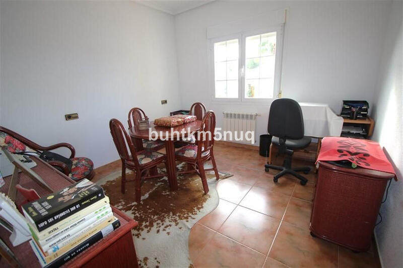 5 bedroom Villa for sale