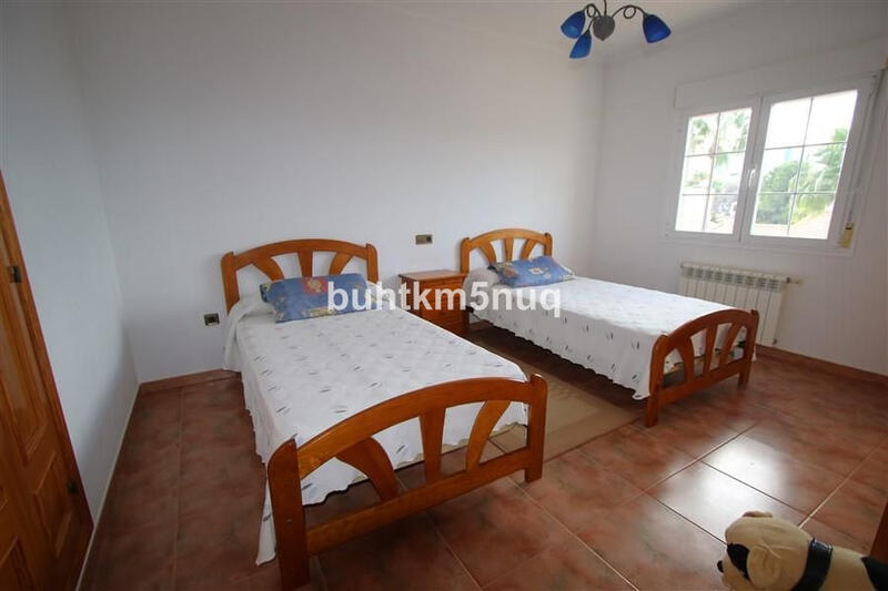 5 bedroom Villa for sale