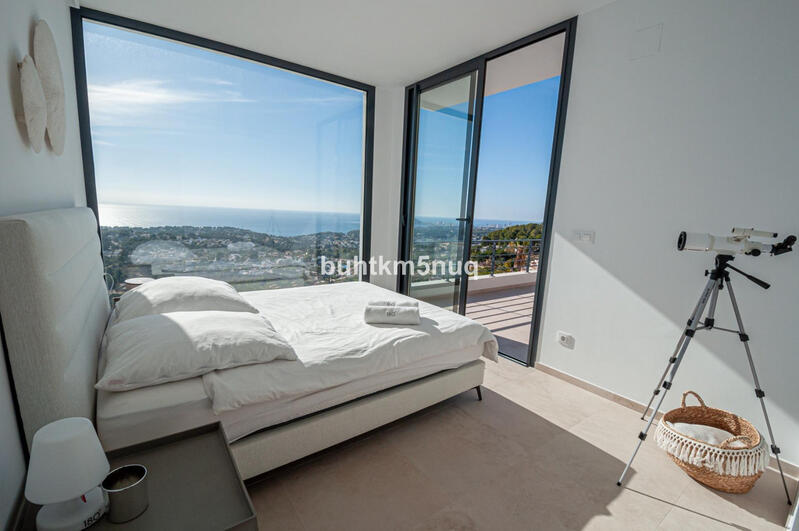 5 bedroom Villa for sale