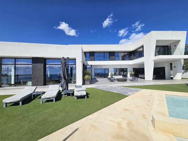 4 soverom Villa til salgs i Cabo Roig, Alicante