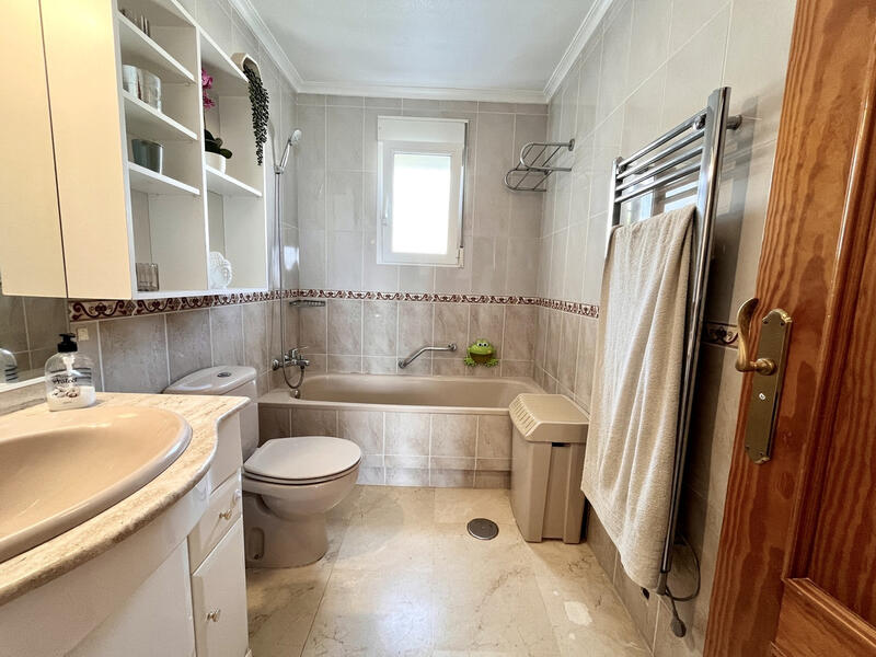 5 soverom Villa til salgs