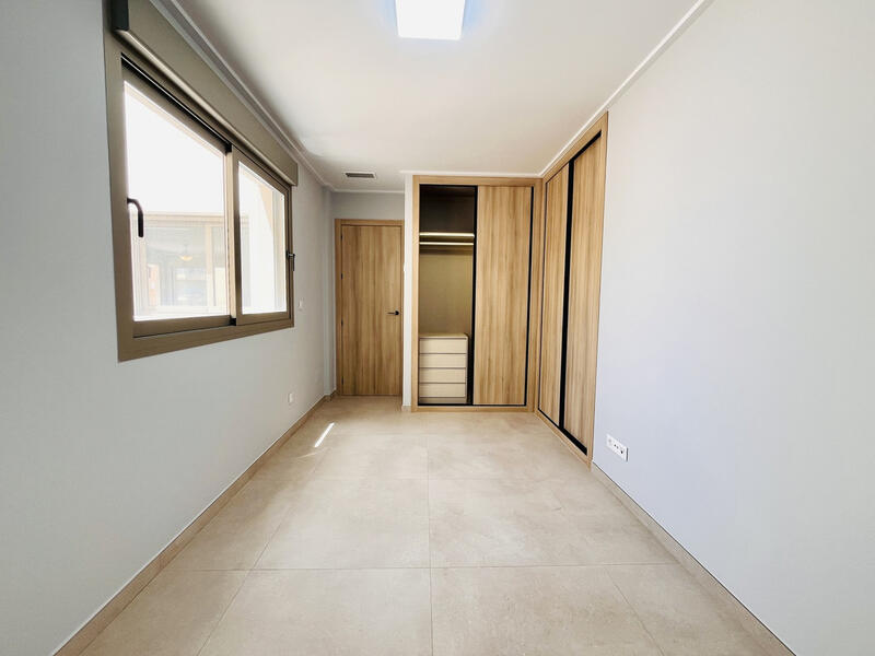 2 slaapkamer Appartement Te koop