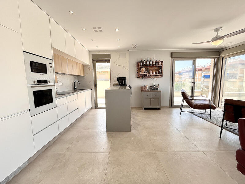 2 slaapkamer Appartement Te koop