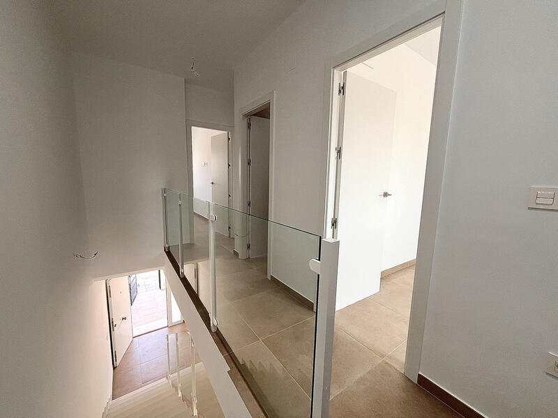 3 Schlafzimmer Stadthaus zu verkaufen