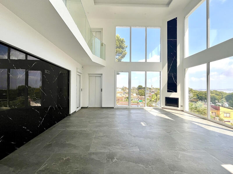 6 спальная комната вилла продается в Los Balcones, Alicante