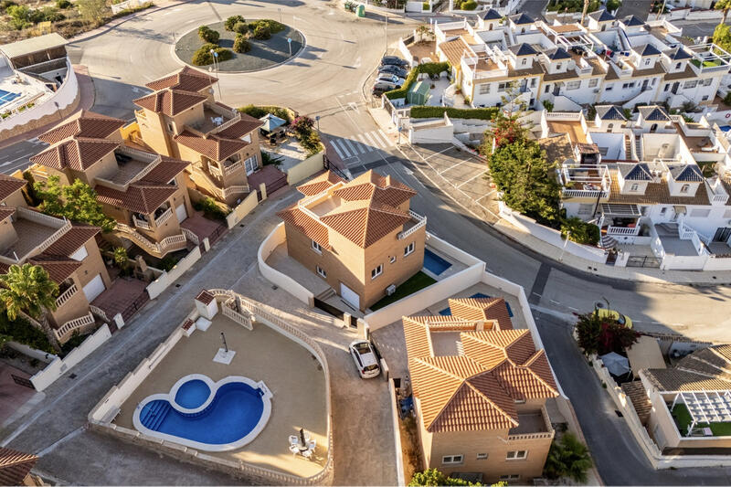 4 sovrum Villa till salu i Ciudad Quesada, Alicante