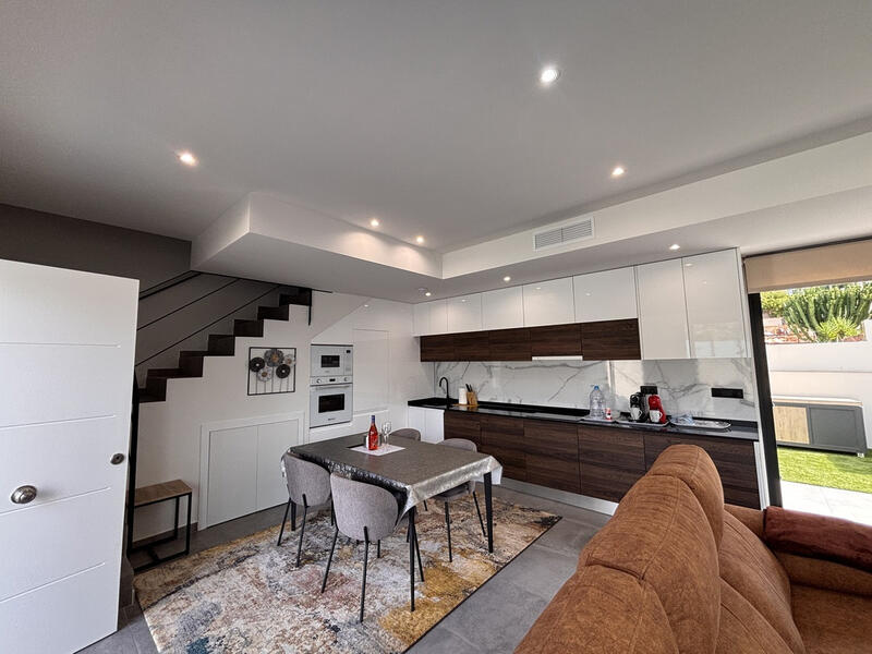 2 Schlafzimmer Villa zu verkaufen