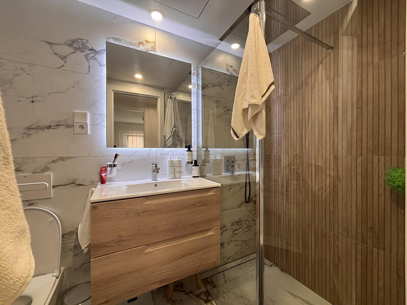 2 slaapkamer Appartement Te koop