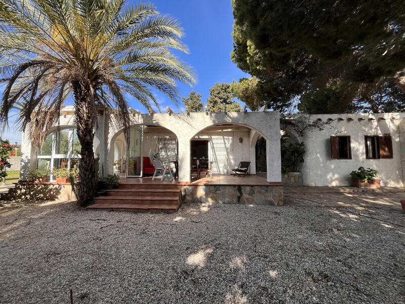 6 chambre Villa à vendre