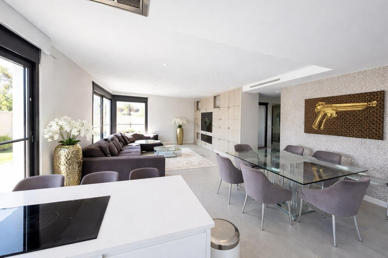 5 chambre Villa à vendre dans Los Balcones, Alicante