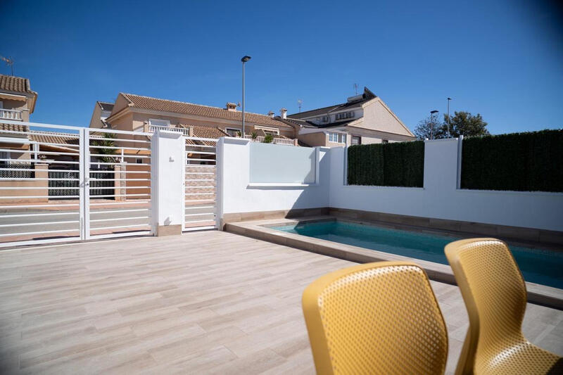 3 Cuarto Adosado en venta en San Javier, Murcia