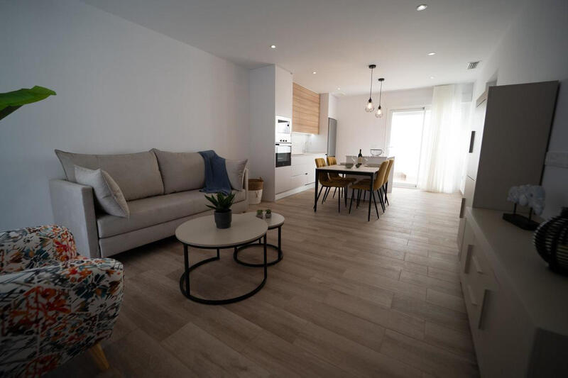 2 Schlafzimmer Stadthaus zu verkaufen
