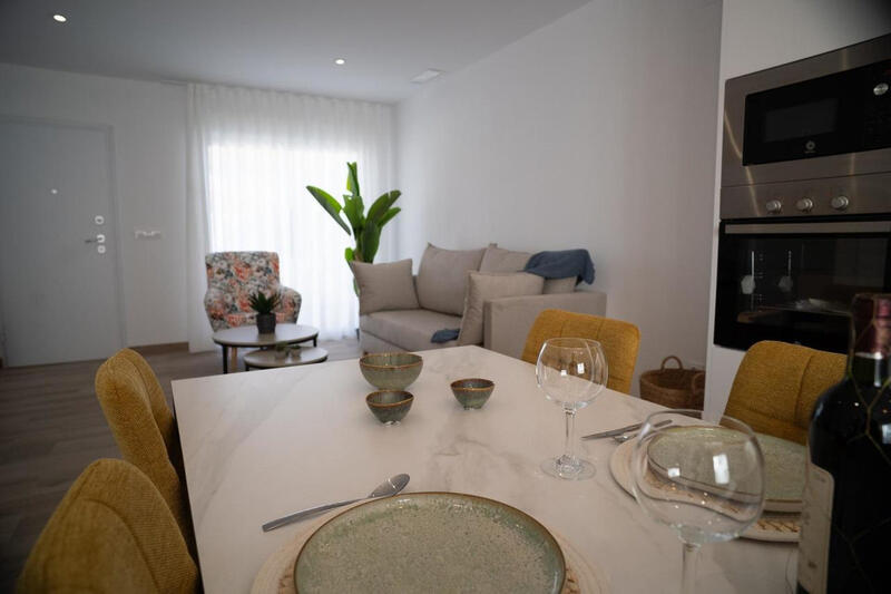 2 Schlafzimmer Stadthaus zu verkaufen