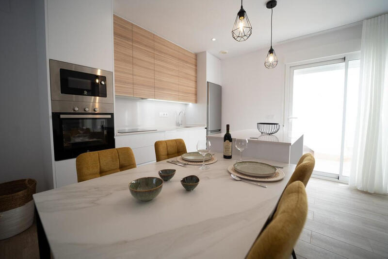 2 Schlafzimmer Stadthaus zu verkaufen