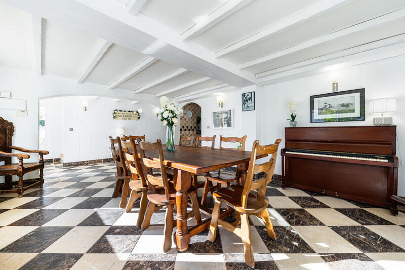 7 Cuarto Villa en venta