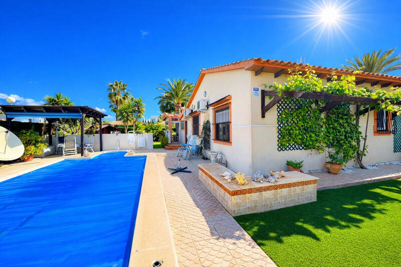Villa for sale in Cabo Roig, Alicante