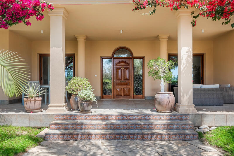 5 bedroom Villa for sale