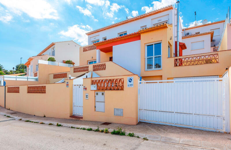 Villa til salgs i l'Alfàs del Pi, Alicante