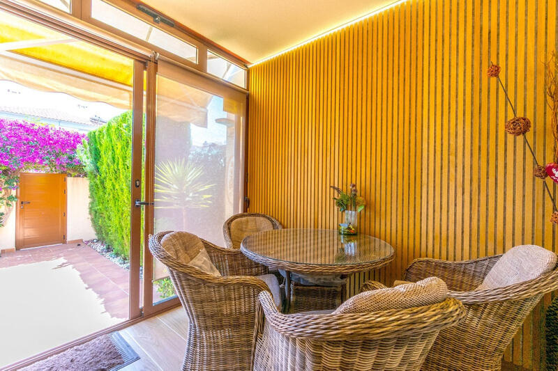 3 Schlafzimmer Stadthaus zu verkaufen