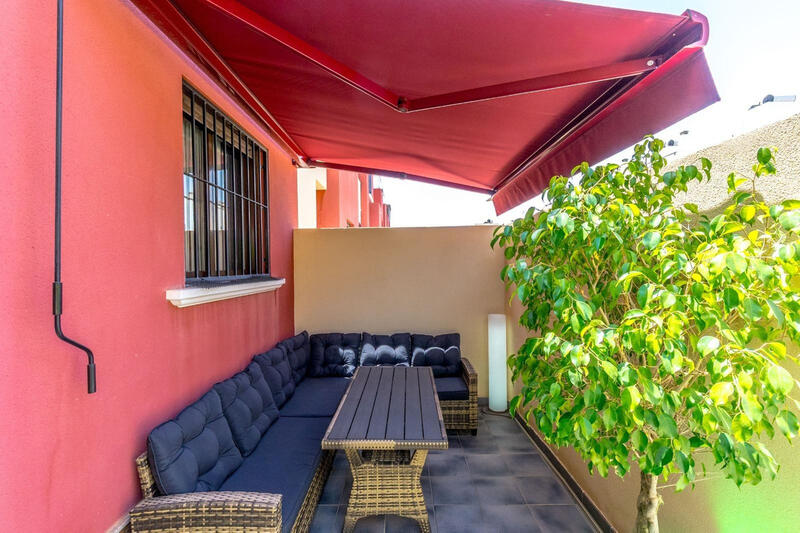 3 Schlafzimmer Stadthaus zu verkaufen
