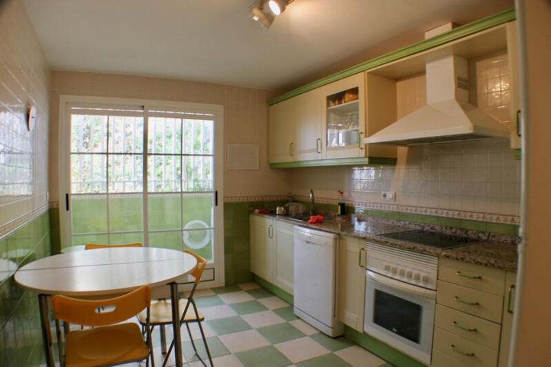 4 Cuarto Villa en venta