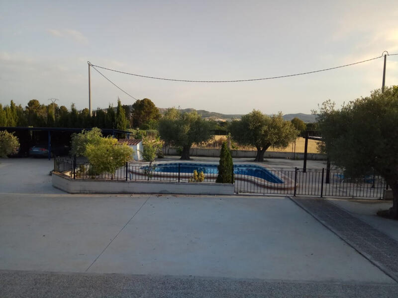 4 soverom Villa til salgs i Yecla, Murcia