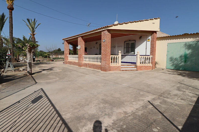 2 bedroom Villa for sale in Benidorm, Alicante