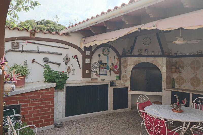 6 Cuarto Villa en venta