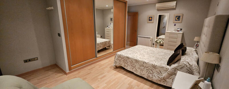 4 chambre Appartement à vendre