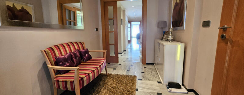 4 спальная комната квартира продается в Benidorm, Alicante