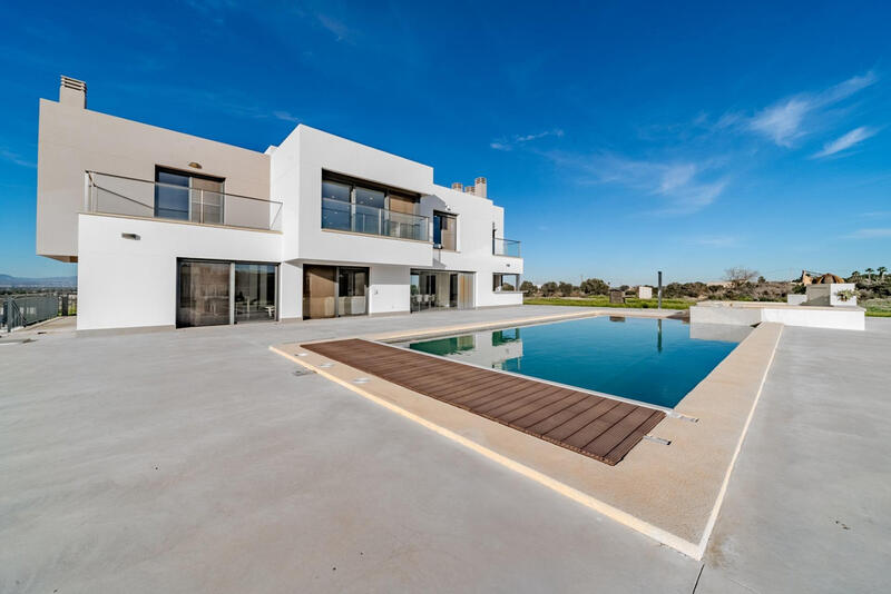 5 Cuarto Villa en venta en San Fulgencio, Alicante