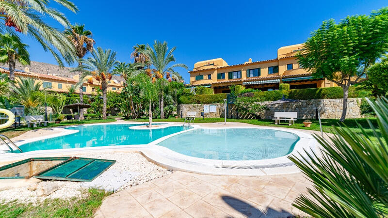 Byhus til salg i Finestrat, Alicante