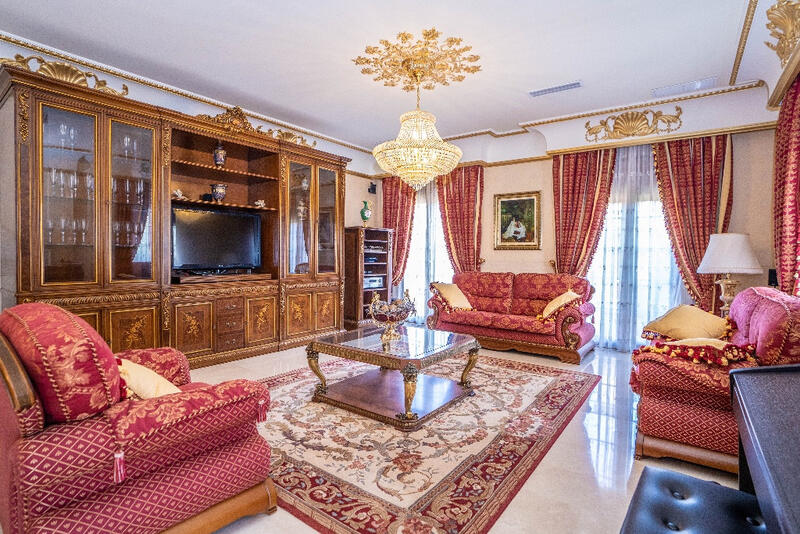 7 Schlafzimmer Villa zu verkaufen in Campoamor, Alicante