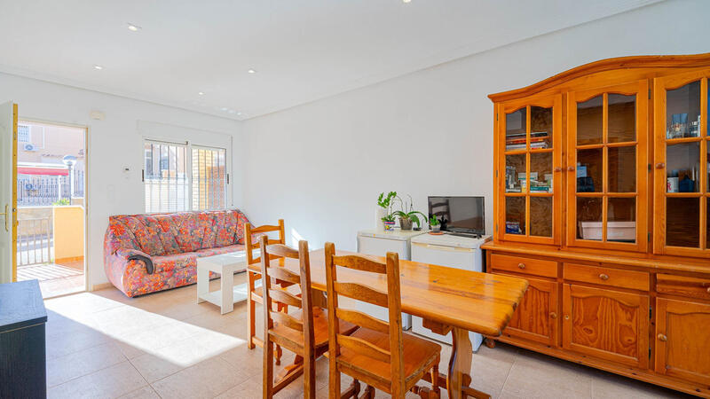 2 Schlafzimmer Stadthaus zu verkaufen in Punta Prima, Alicante