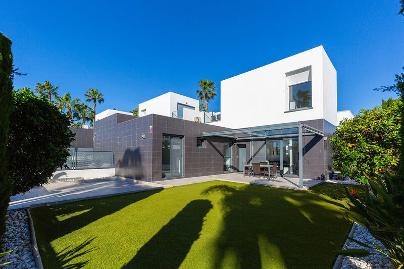 Villa till salu i Algorfa, Alicante