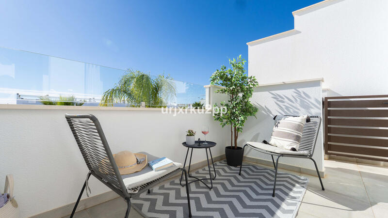 3 спальная комната квартира продается в Pilar de la Horadada, Alicante